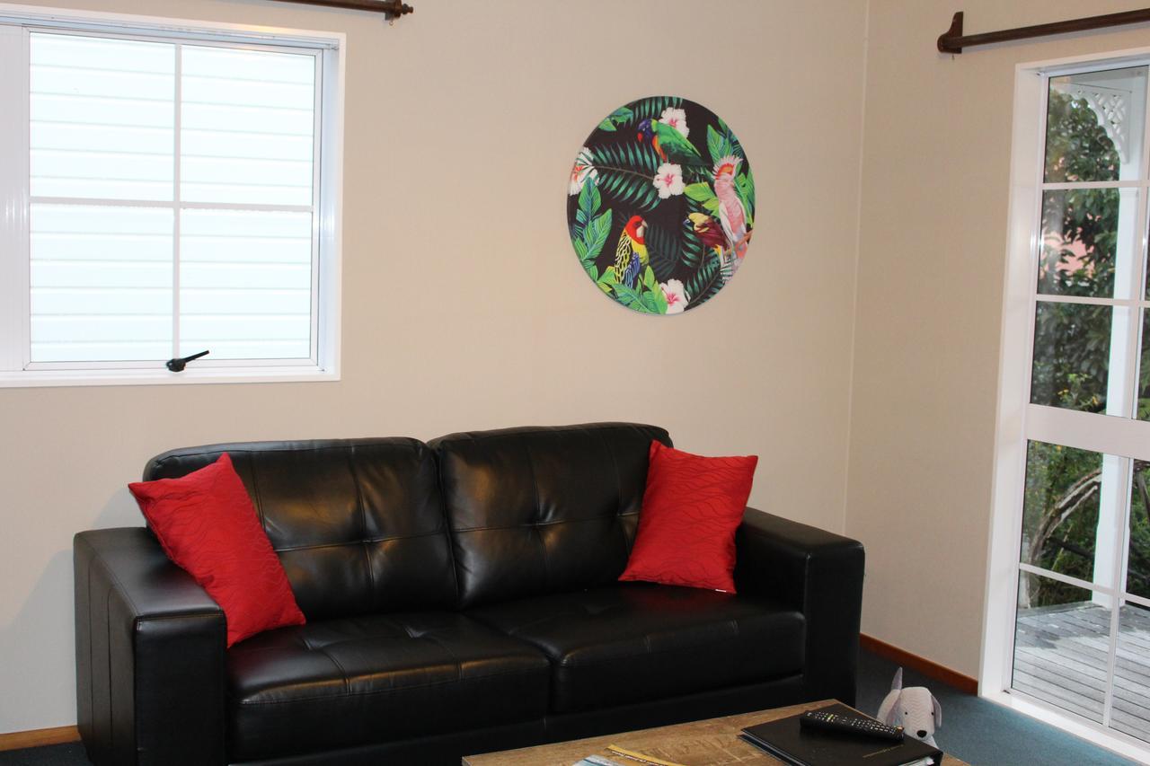 Coromandel Cottages Bagian luar foto