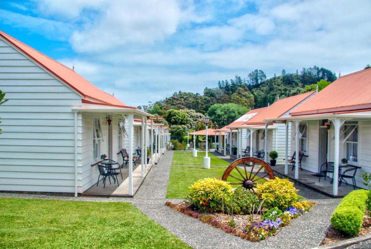 Coromandel Cottages Bagian luar foto