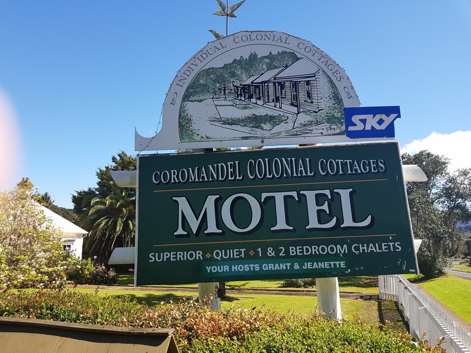 Coromandel Cottages Bagian luar foto