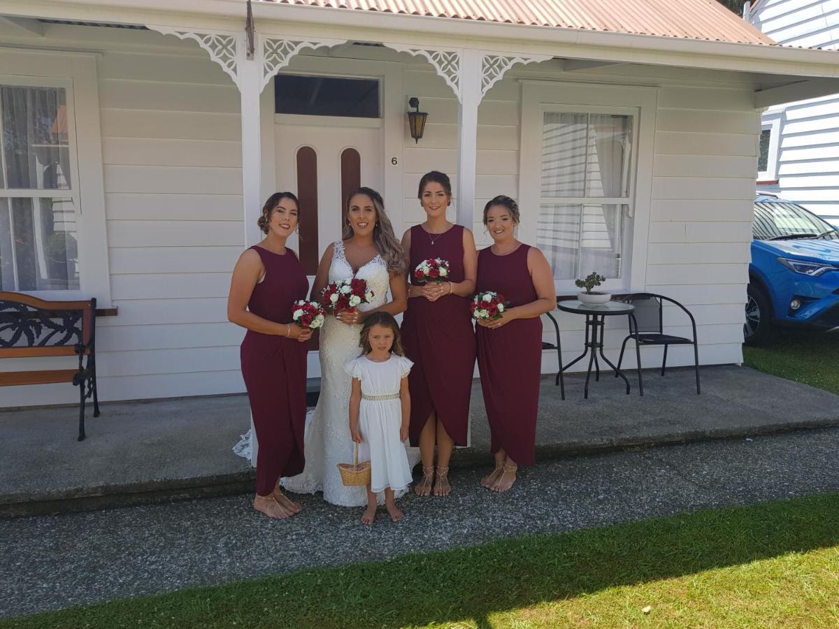Coromandel Cottages Bagian luar foto